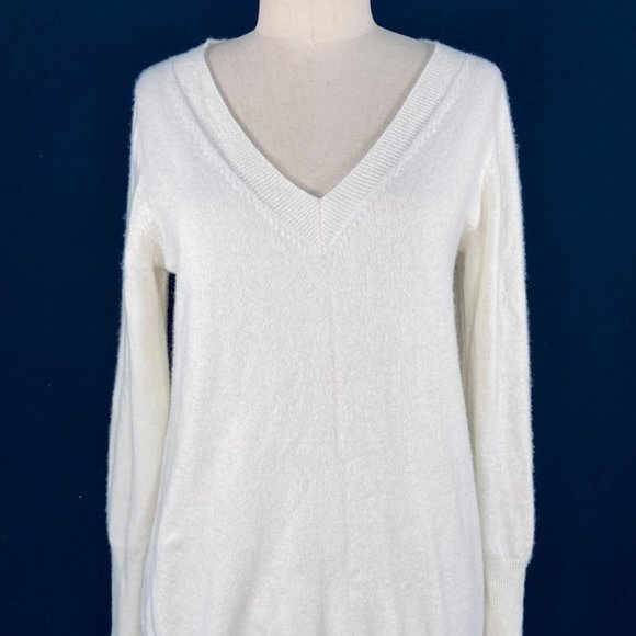 J crew V neck 100% Cashmere - Picture 1 of 12
